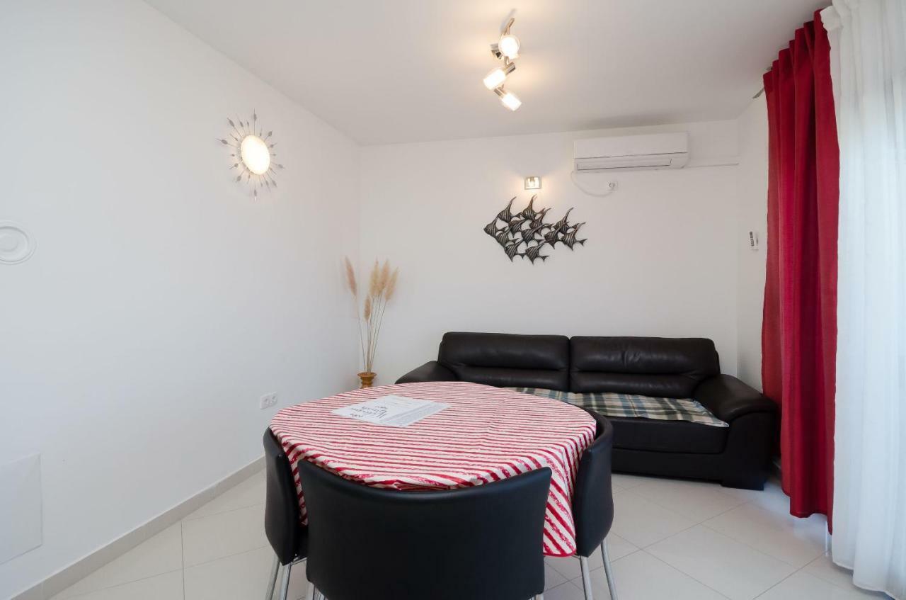 Apartments Marta Свети-Юрай Номер фото